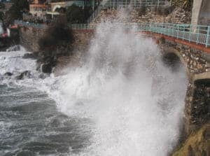 onde Mar Ligure Genova